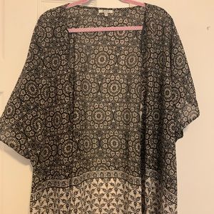Adorable short sleeved Kimono size Xl